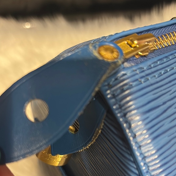 Louis Vuitton Blue Women's Bag - Picture 6 of 13